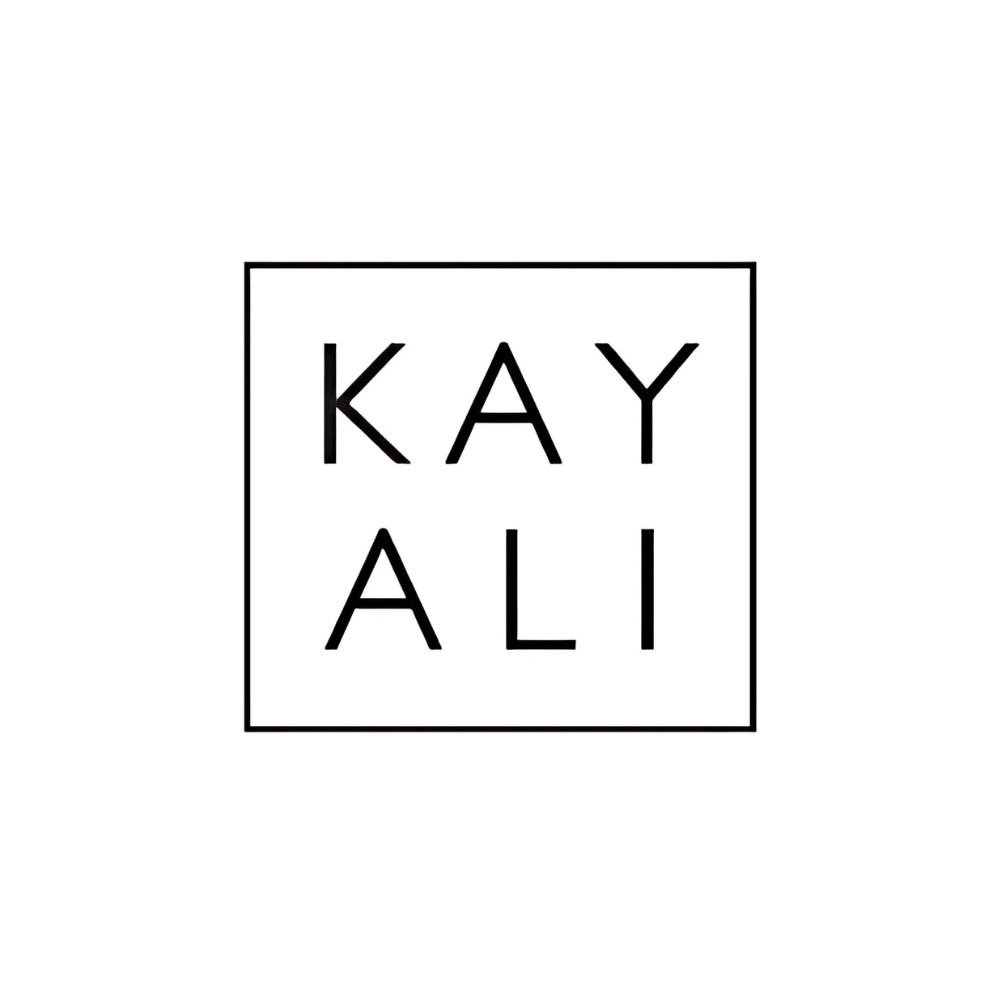 Logotipo KAYALI em moldura quadrada